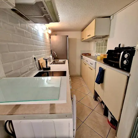 Le Cosy - Renovated In Place Massena Apartment