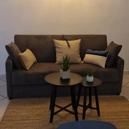 Le Cosy - Renovated In Place Massena Apartment