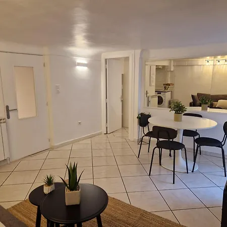 Le Cosy - Renovated In Place Massena *
